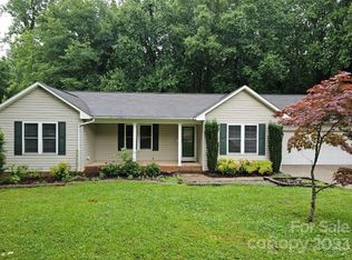 6539 Cedar St, Denver, NC 28037