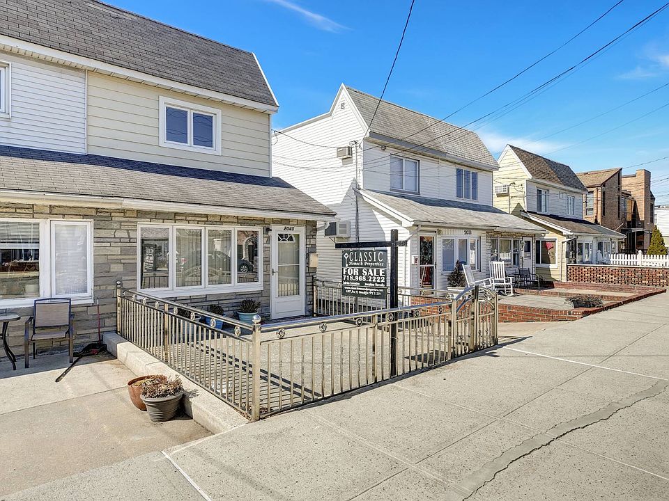 1st image of 2040 E 74th St