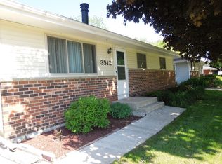 3512 Daisy Ln, Racine, WI 53405