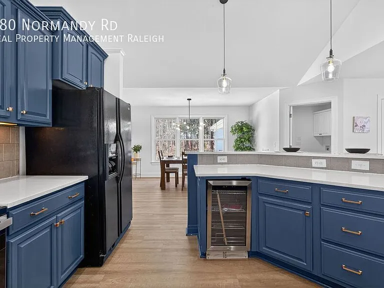 180 Normandy Rd — Photo 13
