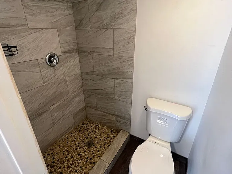 W21 322 Village Way — Photo 5