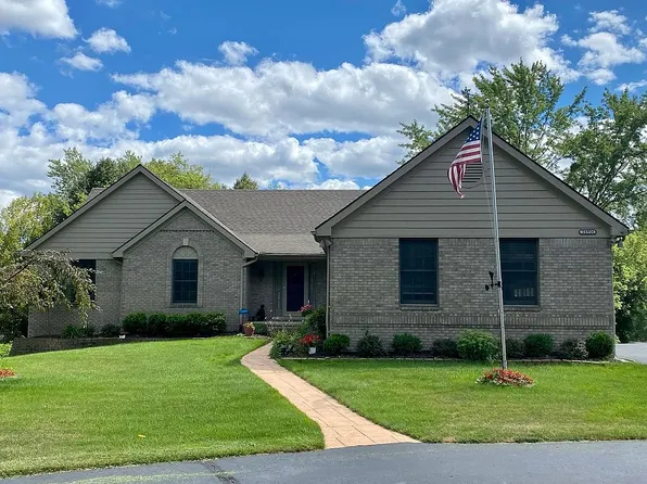 24914 Armada Ridge Rd, Armada, MI 48005