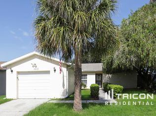 1010 Pine Ridge Cir, Brandon, FL 33511