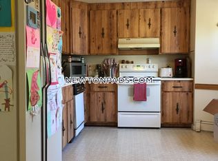 11 Washington St APT 3, Newton, MA 02458