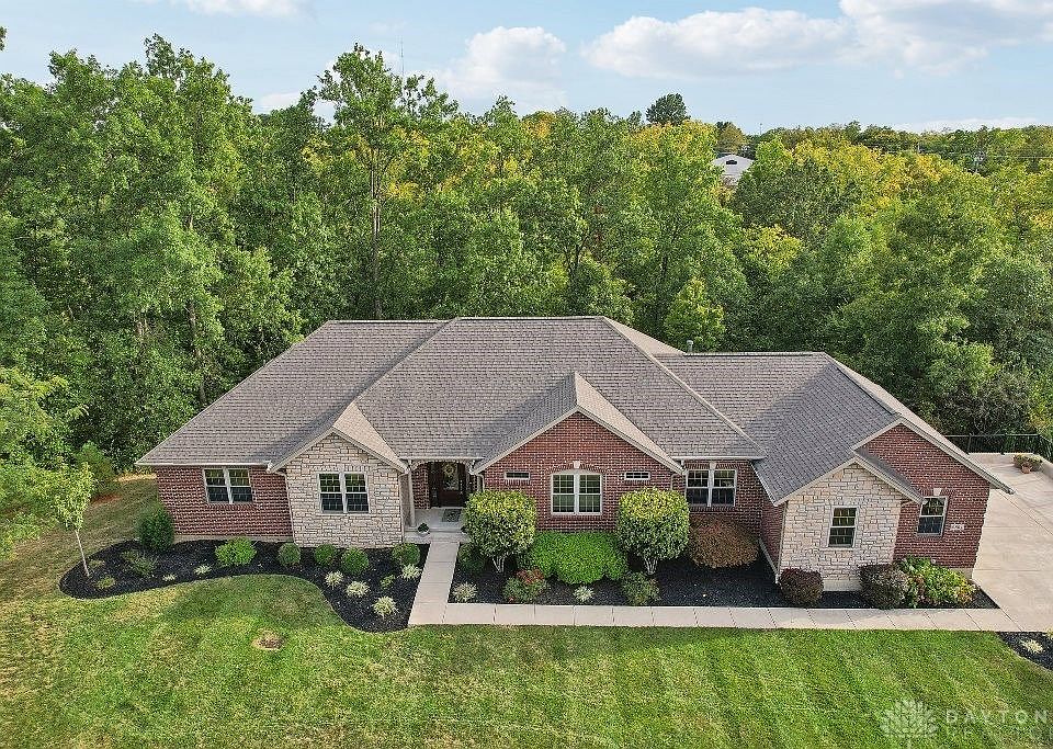 1st image of 6804 Gregory Creek Ln
