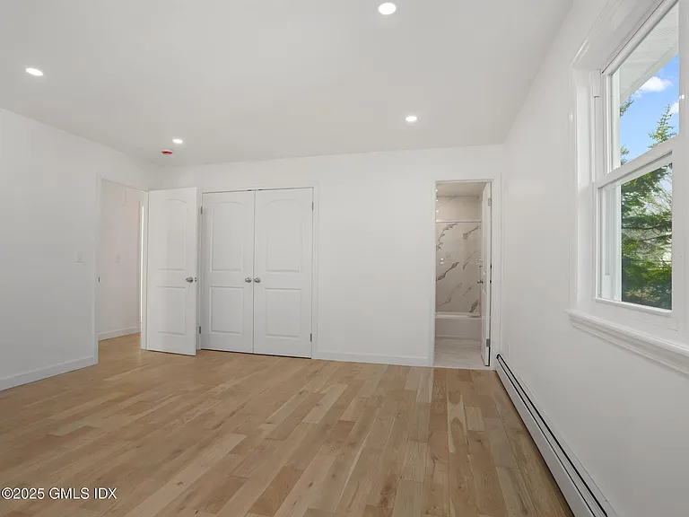 37 Edgewood Ave #B — Photo 10