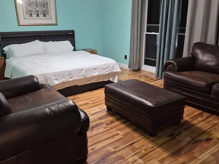 1579 Queens Ct — Photo 6