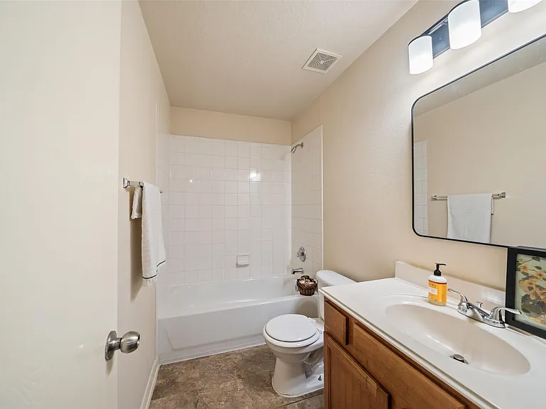 16910 Port O Call St — Photo 7