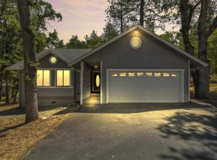 19303 Ferretti Rd, Groveland, CA 95321