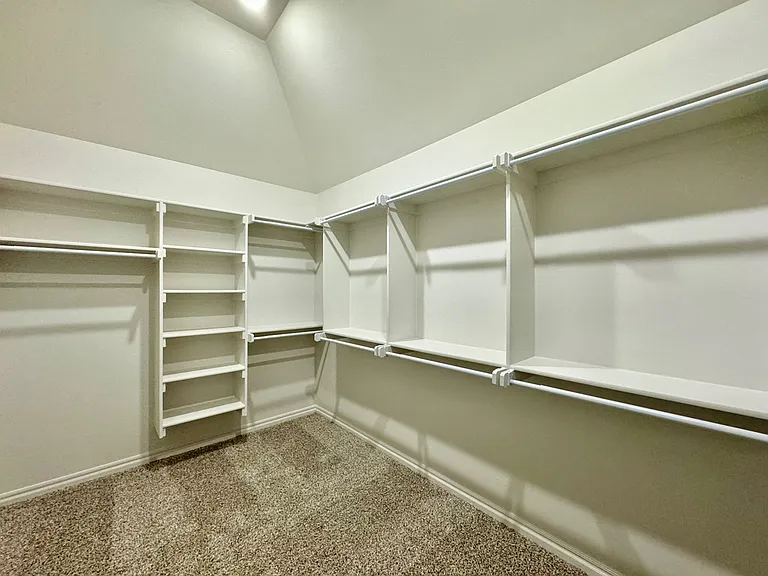 16220 Marsha Dr — Photo 18