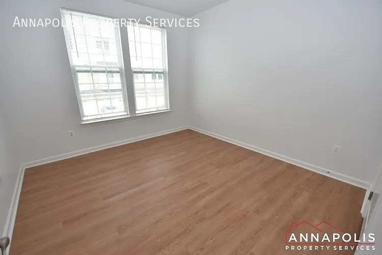 1310 Cheswick Ln — Photo 17