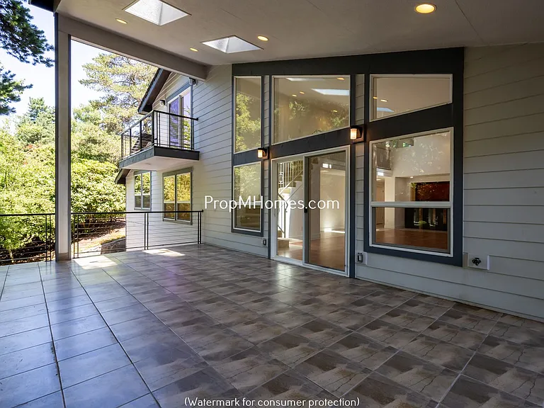 14995 SW 141st Ave — Photo 29