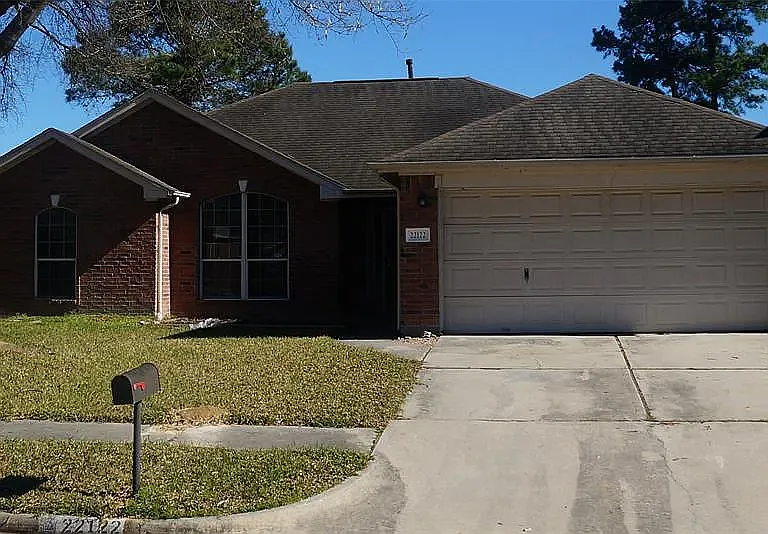 22122 Nobles Crossing Dr — Photo 1