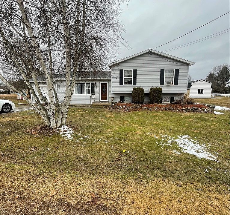 1st image of 16 Rio Dr