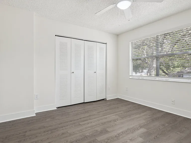 Windsor Castle Townhome Community — Photo 102