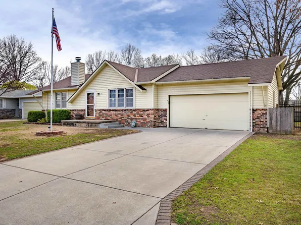 1411 Mundell Dr, Mulvane, KS 67110