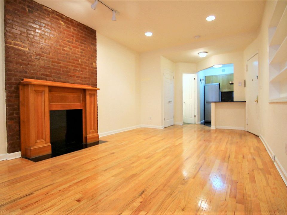 1st image of 250 W 102nd St APT 1a