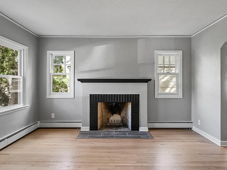 2082 Berkeley Ave — Photo 4