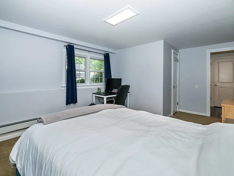 18 Carlyle Pl — Photo 26