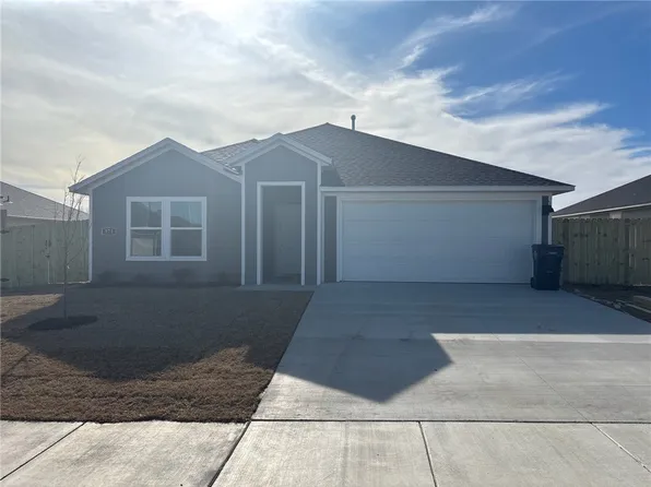 971 Sagely St, Prairie Grove, AR 72753