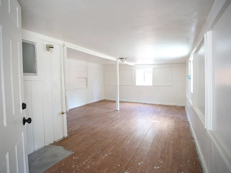 2020 Leland Way — Photo 23