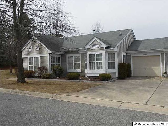 1st image of 1242A Thornbury Ln