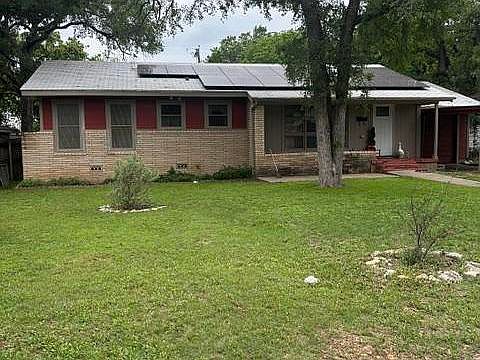 2nd image of 114 Oak Lane Dr