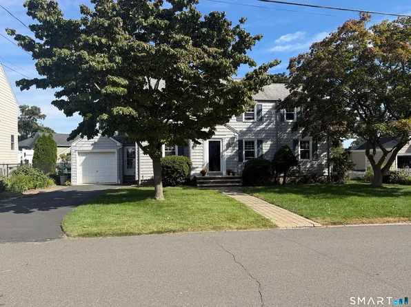 77 Ridge Road, Stratford, CT 06614