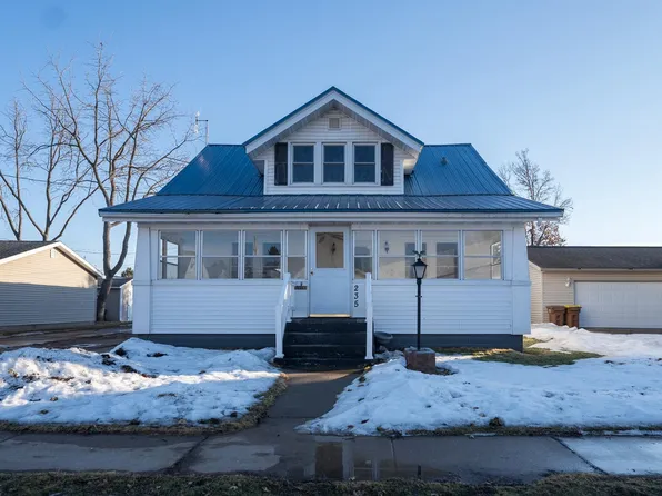 235 W Vine St, Mondovi, WI 54755