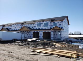 470 E 3 N #470, Sugar City, ID 83448