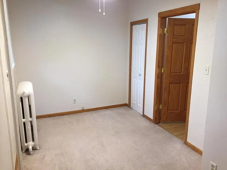 2115 Hughitt Ave — Photo 3