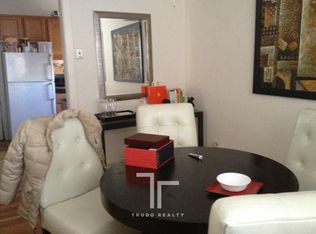 3536 N Racine Ave APT 1, Chicago, IL 60657