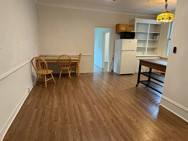 389 Van Duzer St #1B — Photo 10