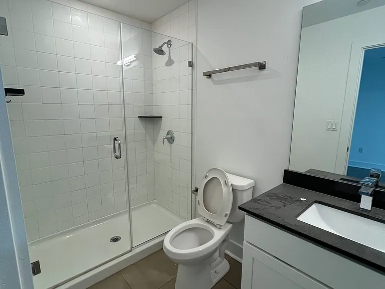 25 Eleanor St #206 — Photo 12
