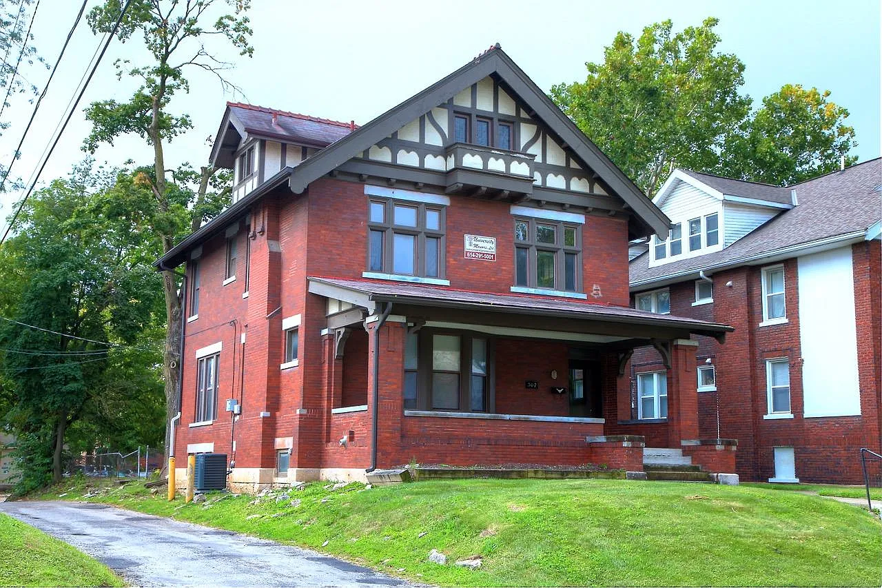 307 E 15th Ave — Photo 1