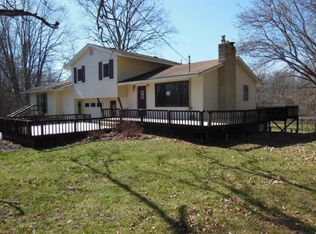 207 W Pine River Rd, Midland, MI 48640