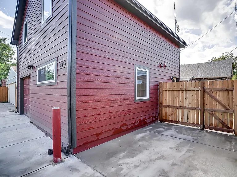3426 N Josephine St — Photo 14