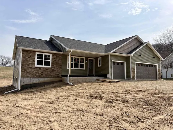 721 Lichte Drive, Mazomanie, WI 53560