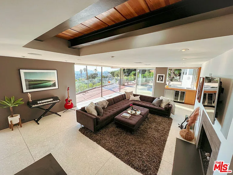 7650 Curson Ter — Photo 6