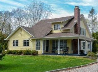 6955 Skunk Ln, Cutchogue, NY 11935