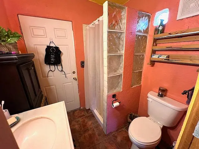 104 Avenue De Las Velasquez — Photo 13