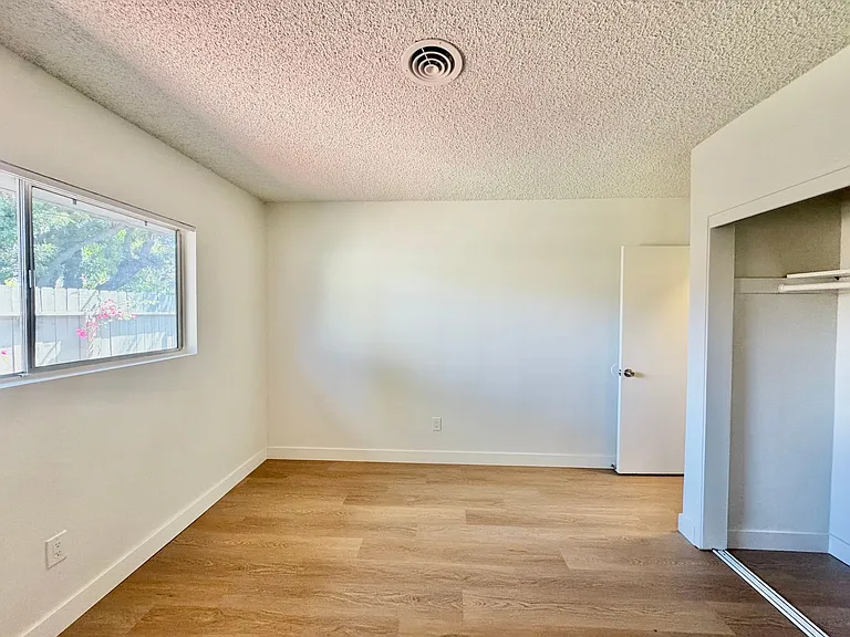 Garden Walk Apartments — Photo 19
