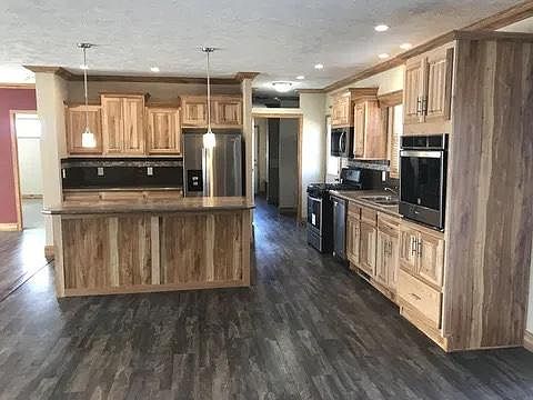 4th image of 1743 Desert Vista Dr