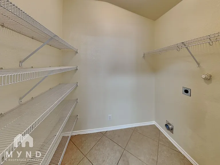 11214 Bold Forbes — Photo 20