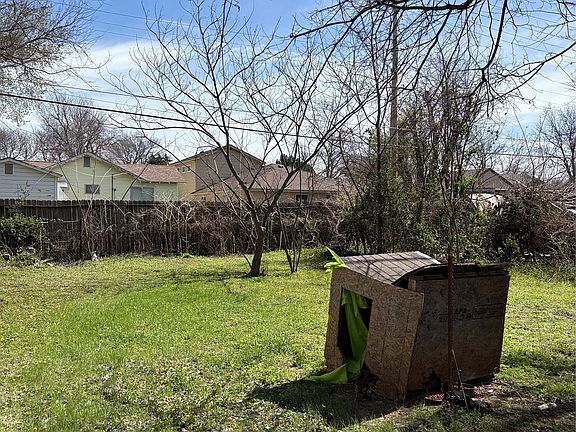 5th image of 2419 N Peoria Ave