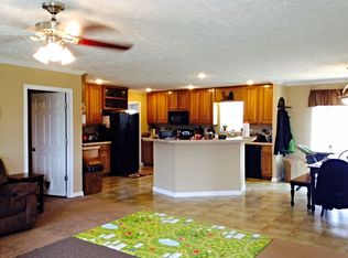 68 Cloverdale Lane, Stuarts Draft, VA 24477