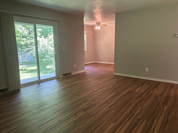 824 Oak St APT 2