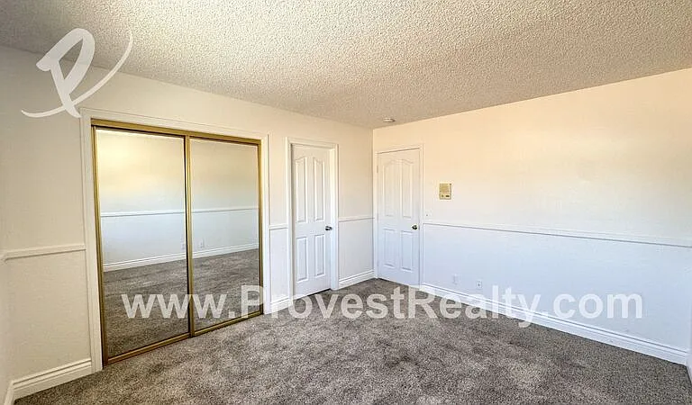 13000 Norfolk Ln — Photo 33