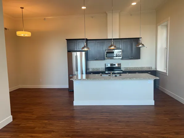 310 Howard St #B, Petoskey, MI 49770