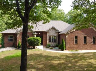 164 Weeping Willow Ln, Galena, MO 65656